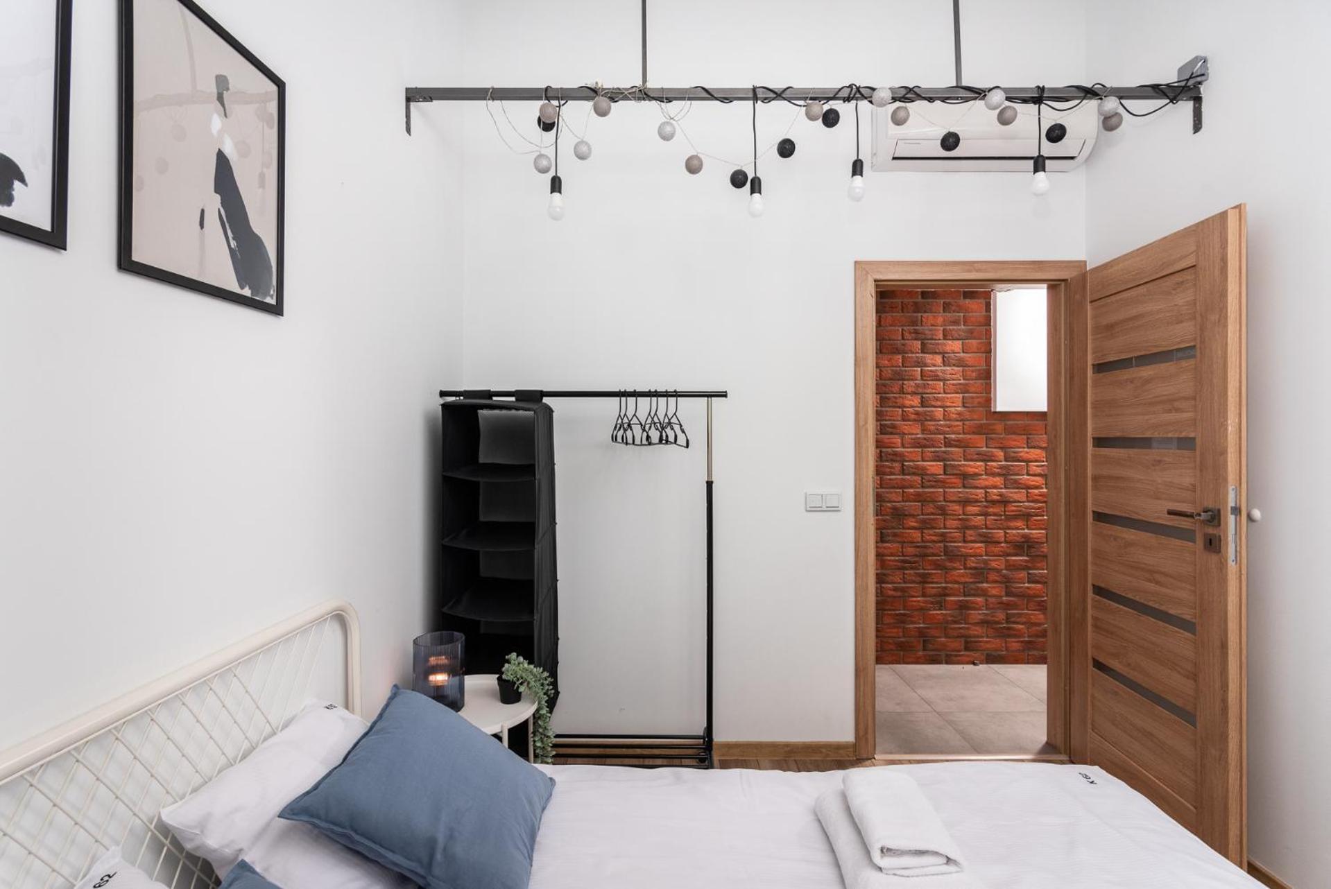 Blossom - Old Town Residence - By Upstairs Cracóvia Exterior foto